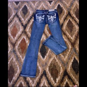 Rock revival bootcut jeans! Size: 25